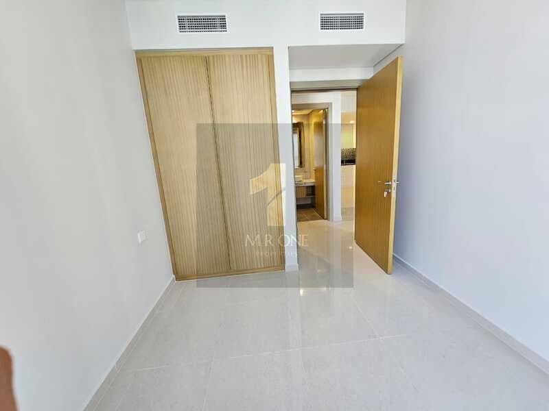 Unfurnished 2BR | High Floor | Pool and Sea View