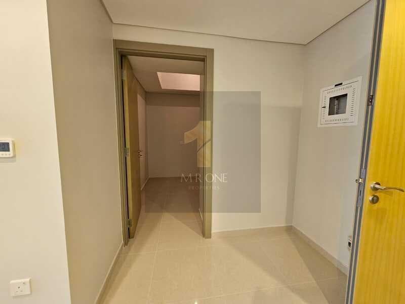 Unfurnished 2BR | High Floor | Pool and Sea View