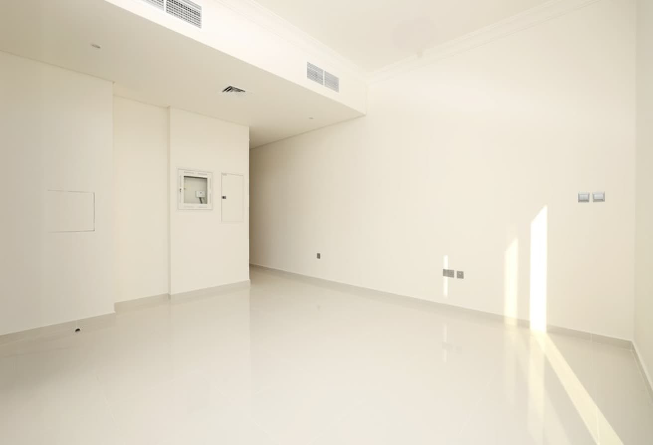 Genuine | Single Row | Corner Unit | Ready to Move - View 4