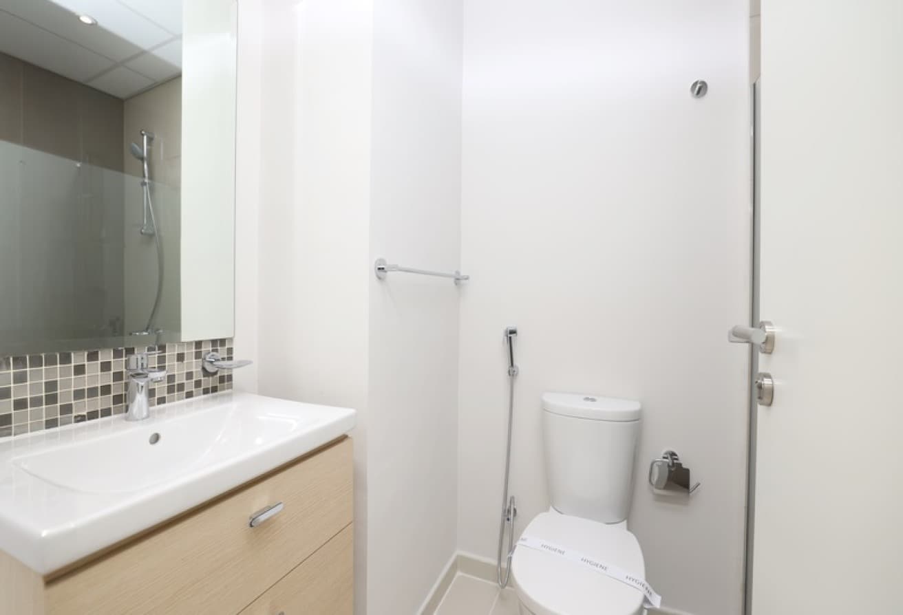 Genuine | Single Row | Corner Unit | Ready to Move