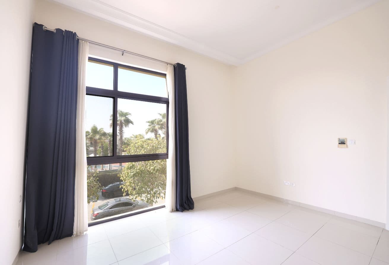 Spacious | Golf Community | High ROI