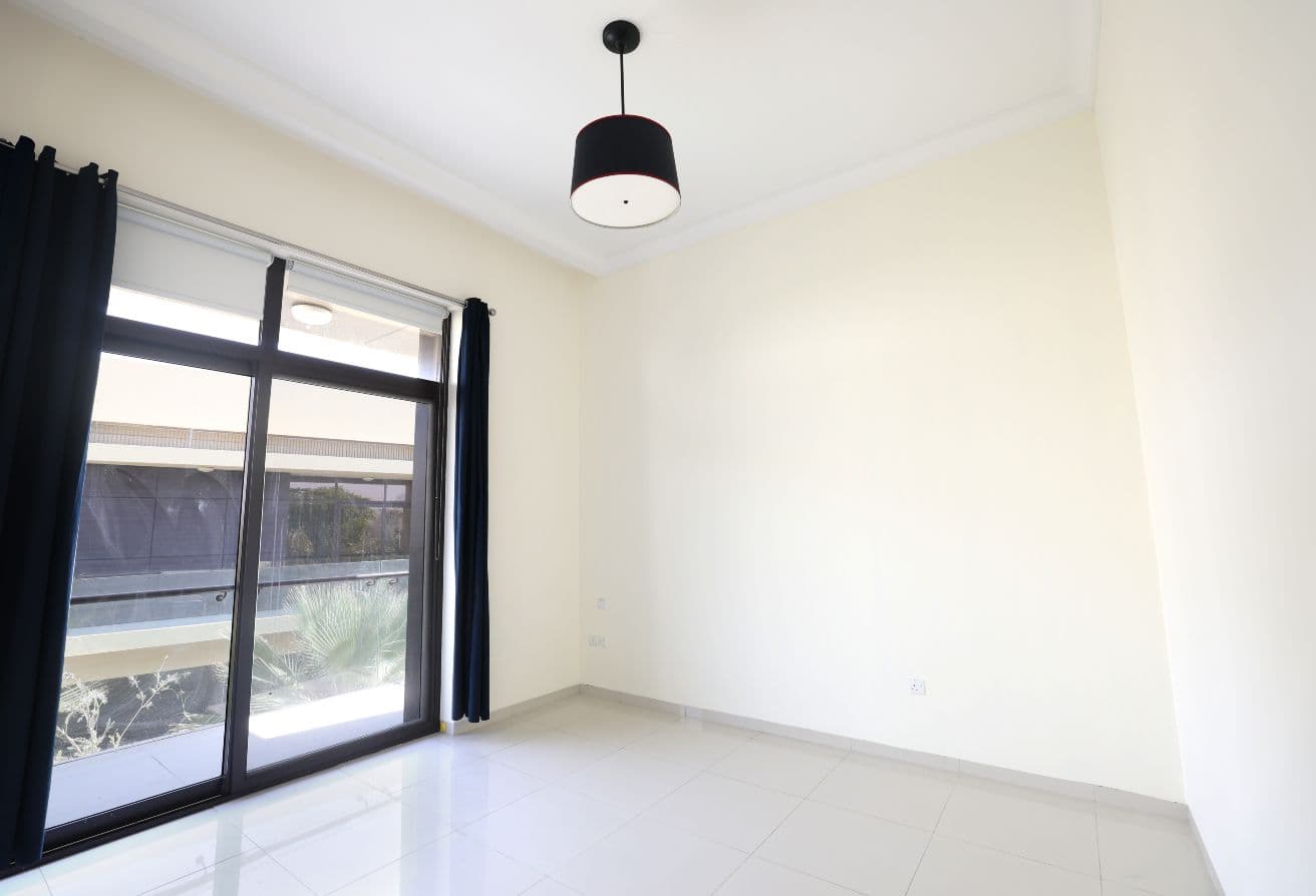 Spacious | Golf Community | High ROI