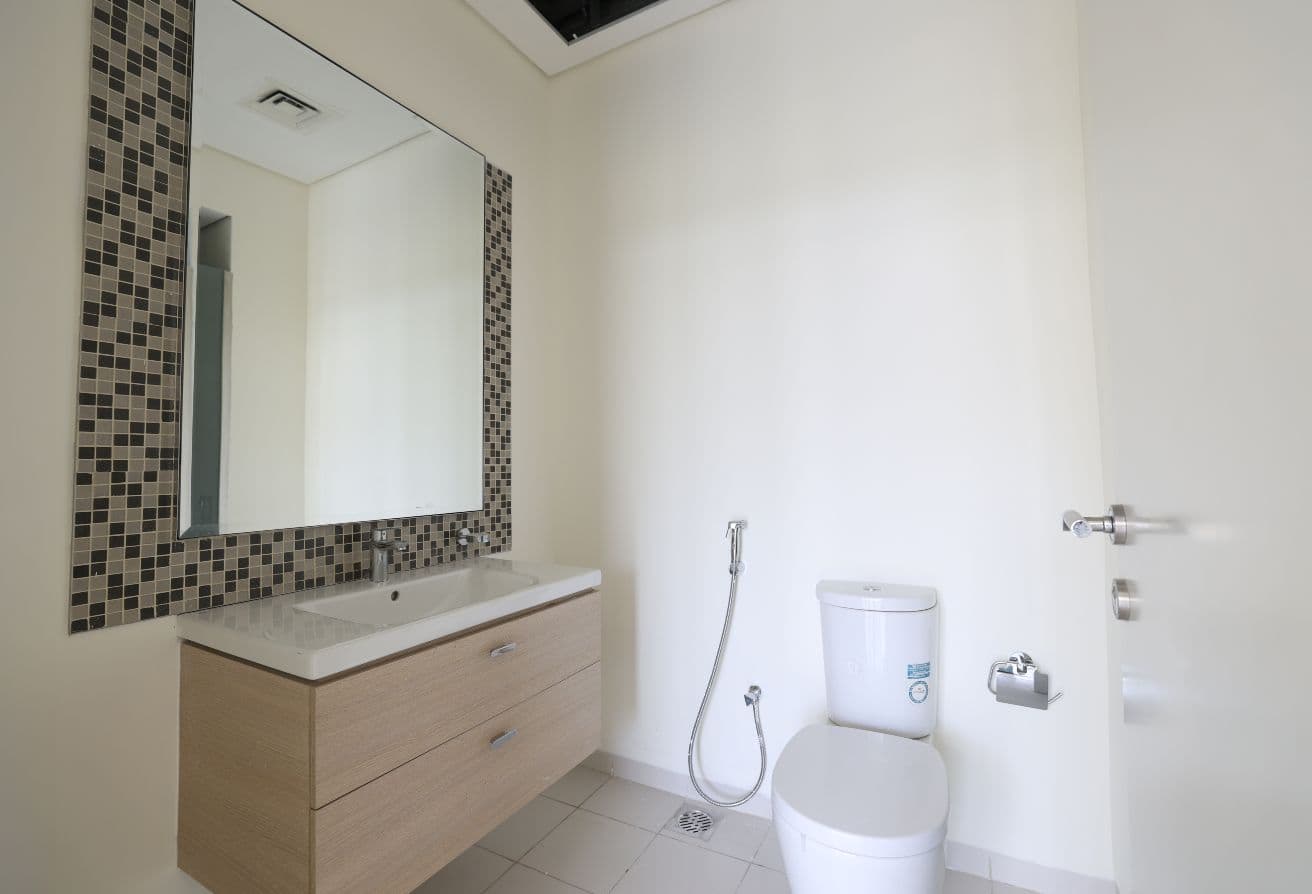 Spacious | Golf Community | High ROI