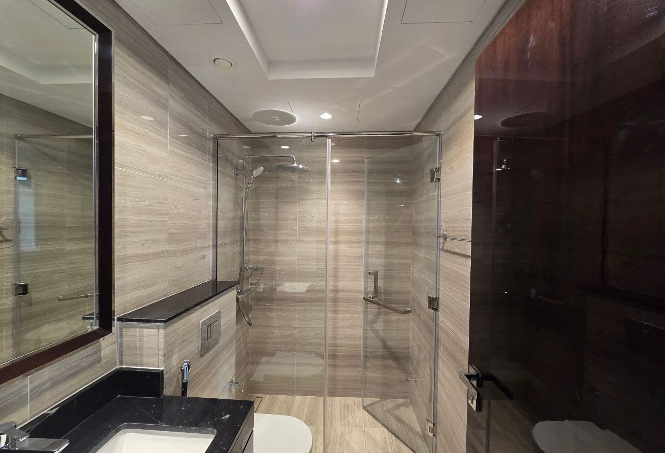 Vacant | Spacious | Prim Location