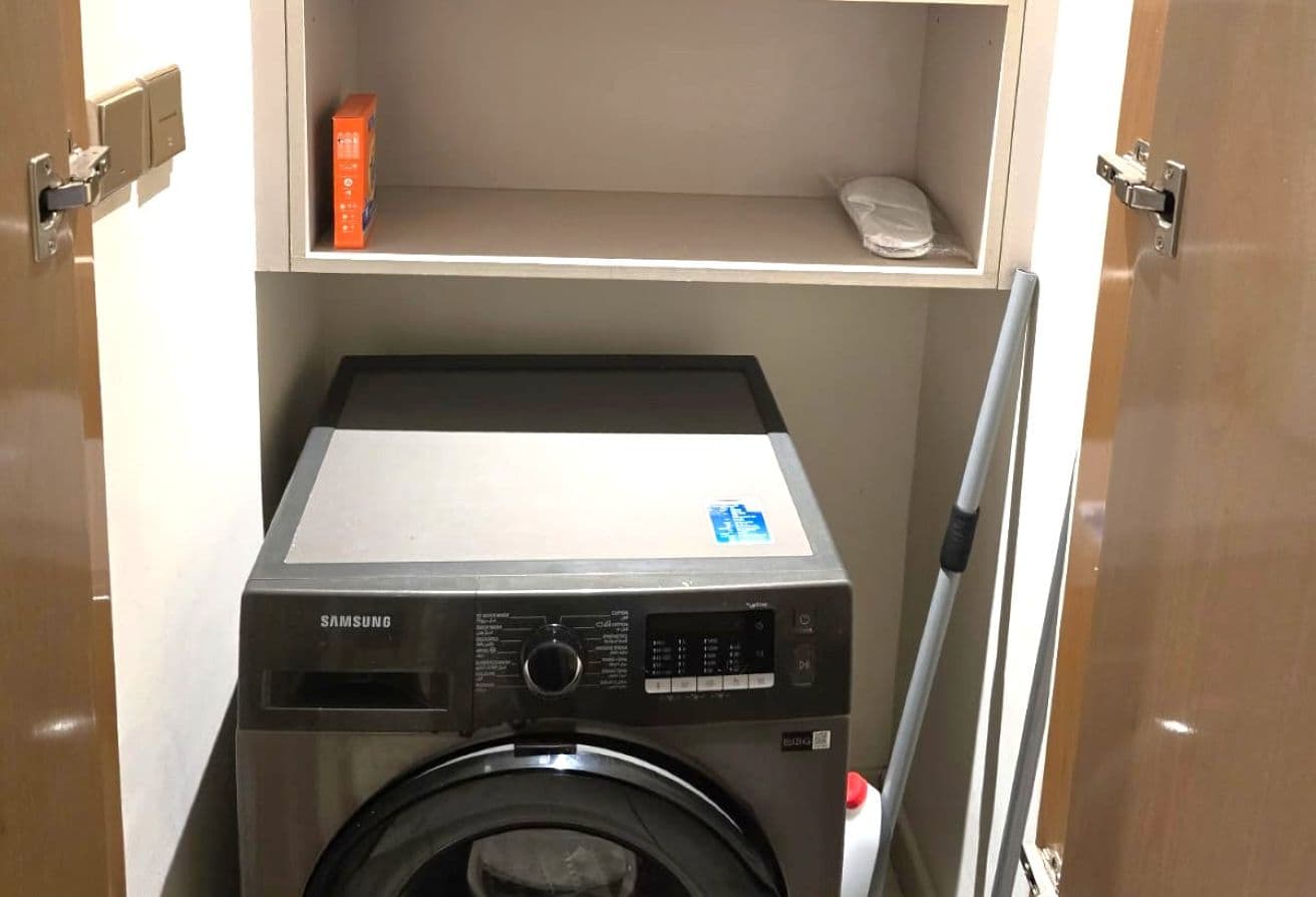 Luxury | Fully Furnished | Spacious | Paramount