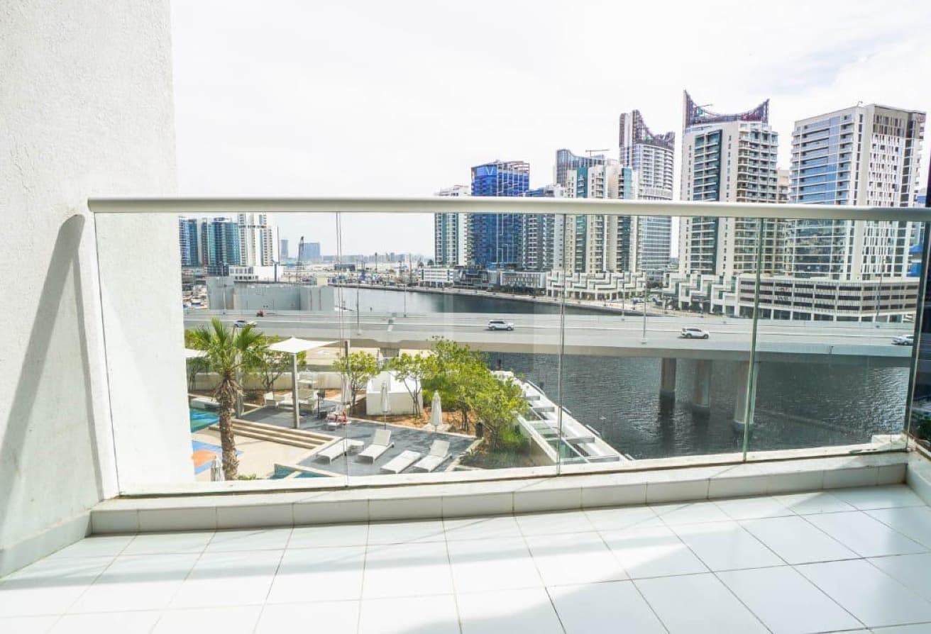 Luxury | Canal View | Fully Furnished