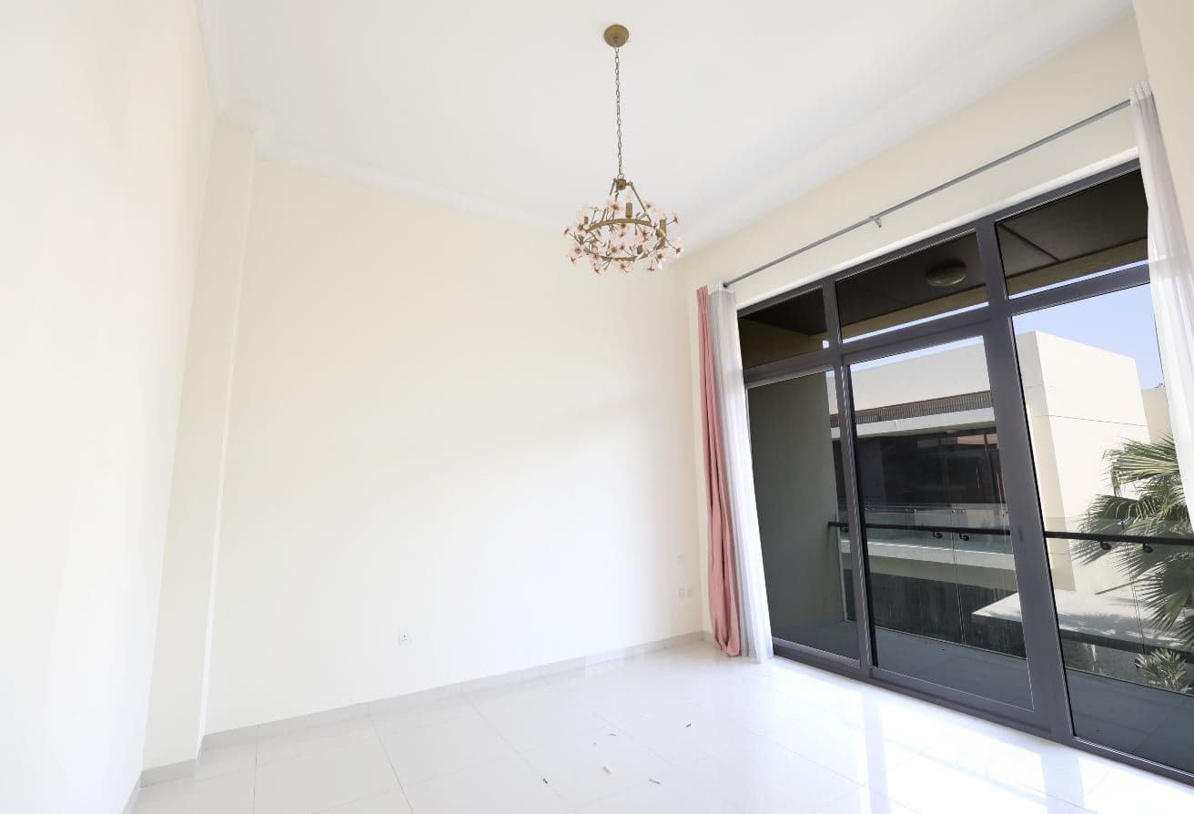 Spacious | Golf Community | High ROI