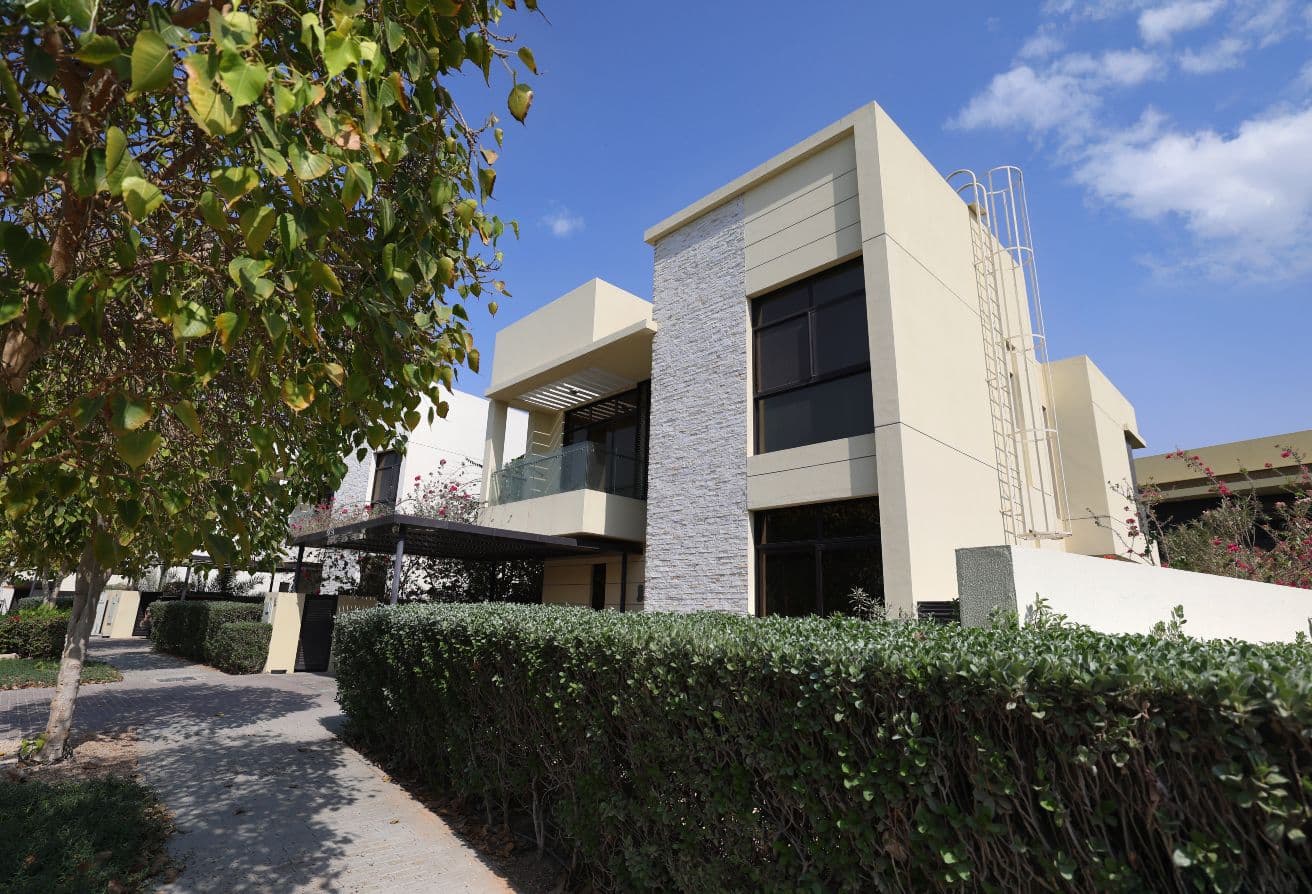 Spacious | Golf Community | High ROI - View 2