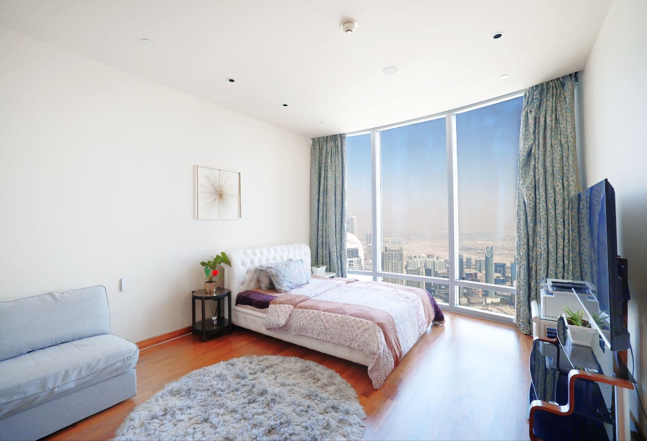 Prime Location | Furnished | Burj Khalifa View - View 4
