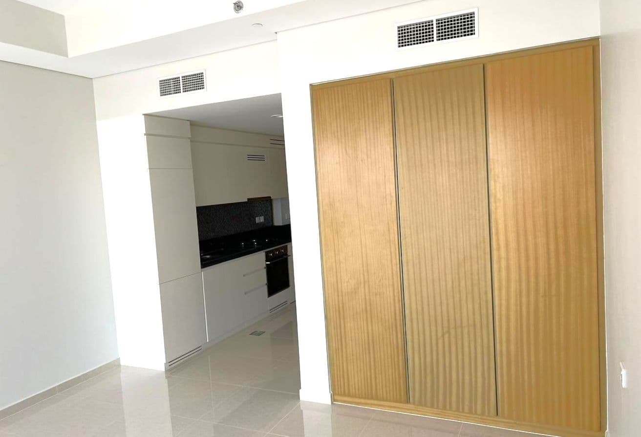 Premium location | Available | Premium Location