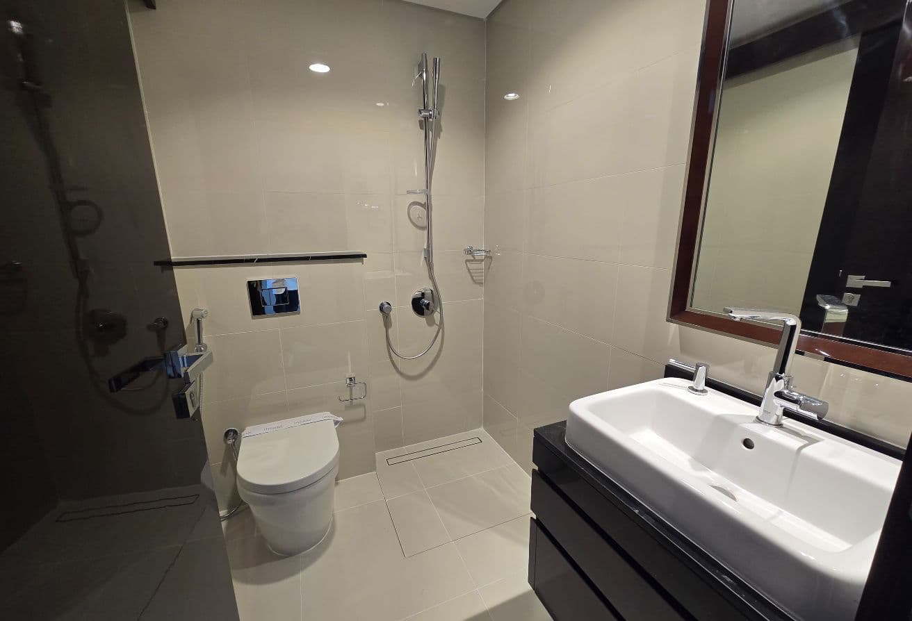 Prim Location | Vacant | Spacious