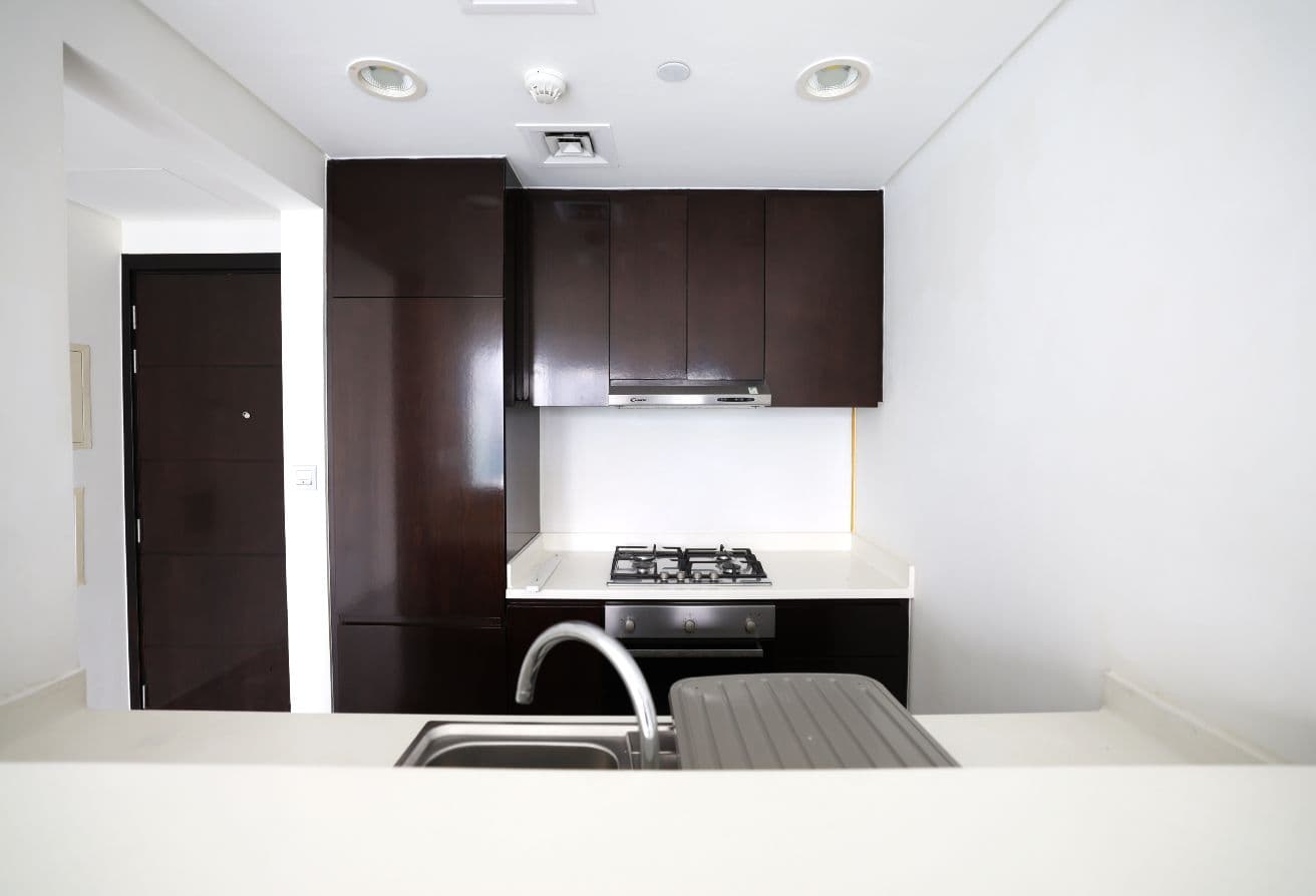 Premium Location| Genuine Listing |Spacious Layout - View 5