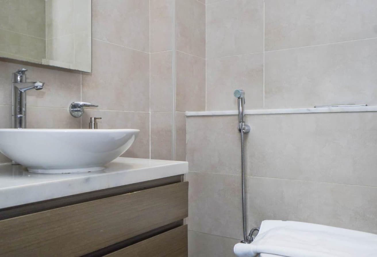 Luxury Living | Prime Location | Canal Facing