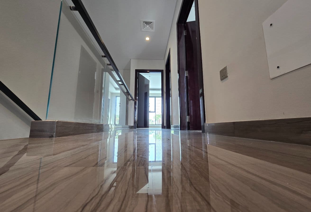 Vacant | Spacious | Prim Location