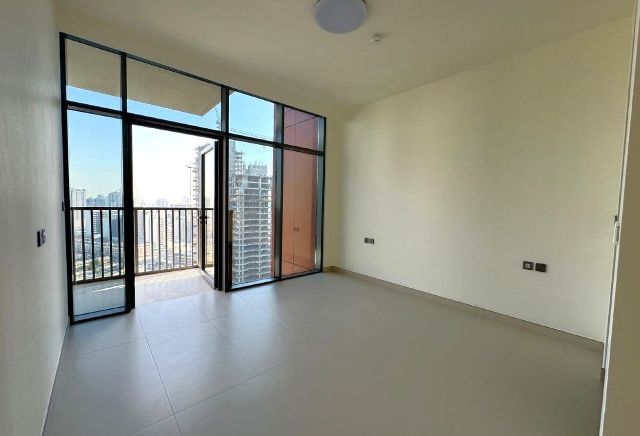 Brand New | High Floor | Park View