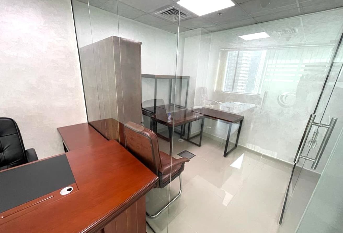 Canal View | Spacious | Prime Location