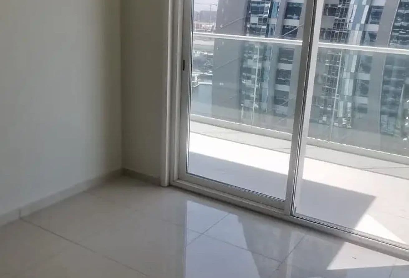 Business Bay | Well-Maintained | Vacant