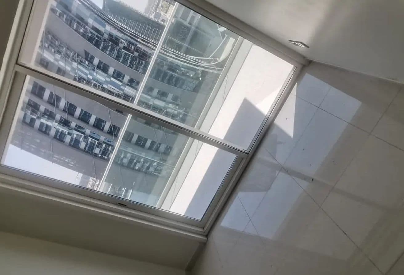 Business Bay | Well-Maintained | Vacant