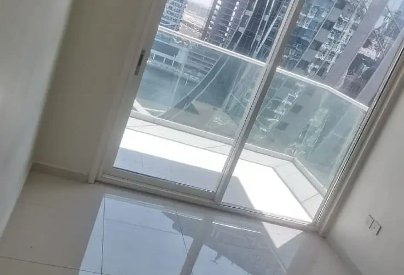 Business Bay | Well-Maintained | Vacant