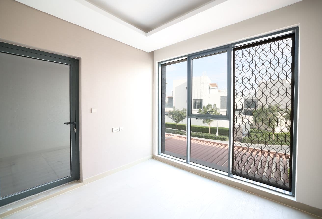 Prim Location | Vacant | Spacious