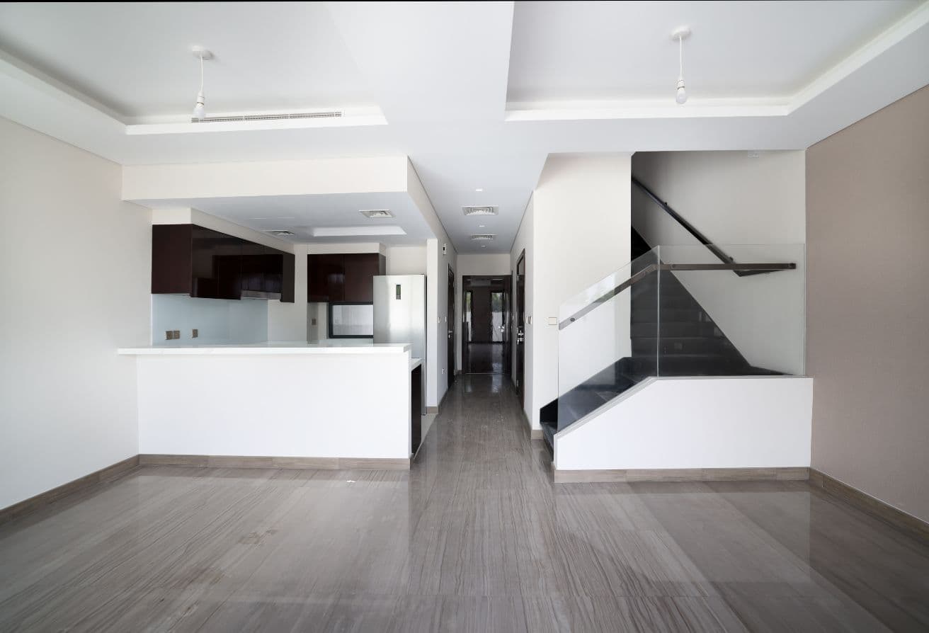 Prim Location | Vacant | Spacious - View 5