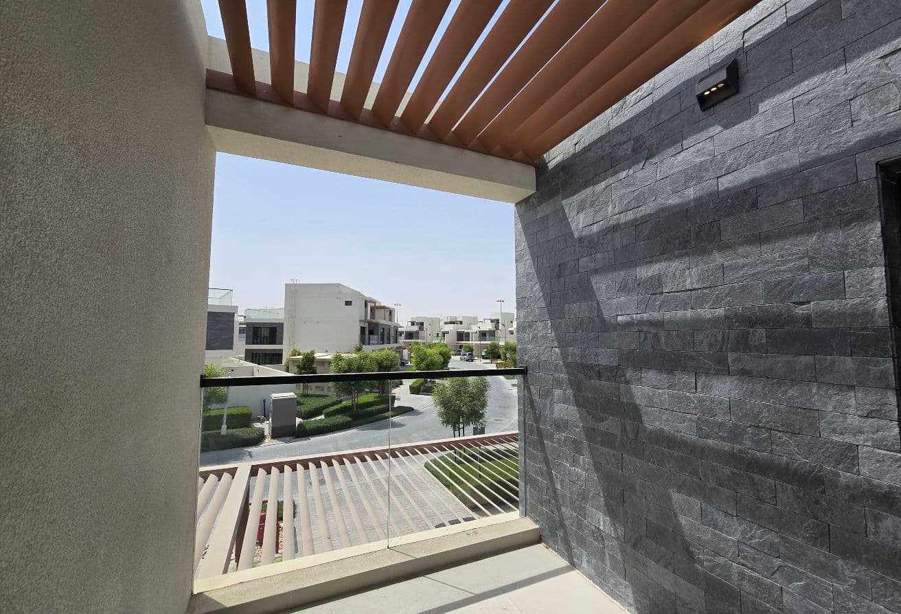 Prim Location | Vacant | Spacious