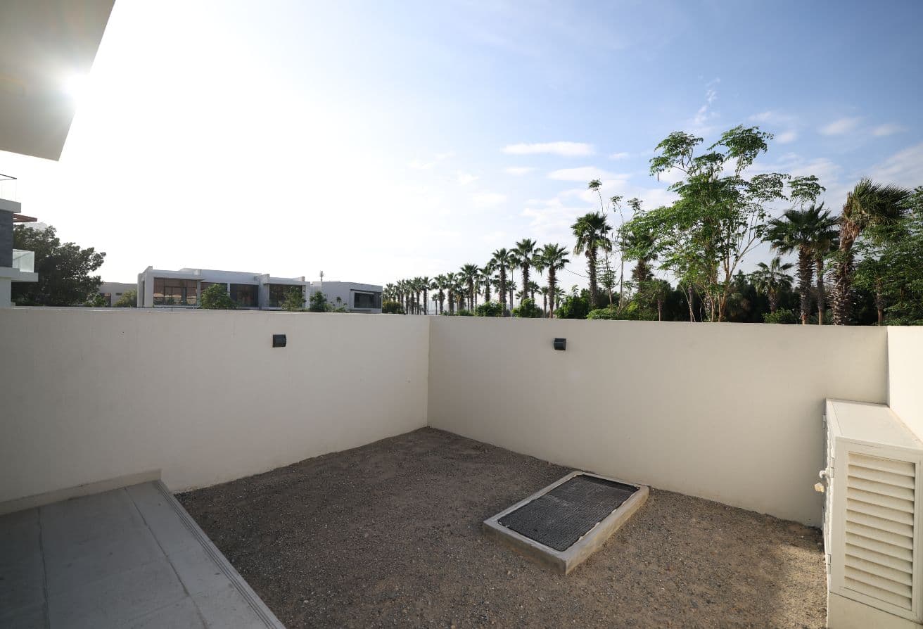 Prim Location | Vacant | Spacious