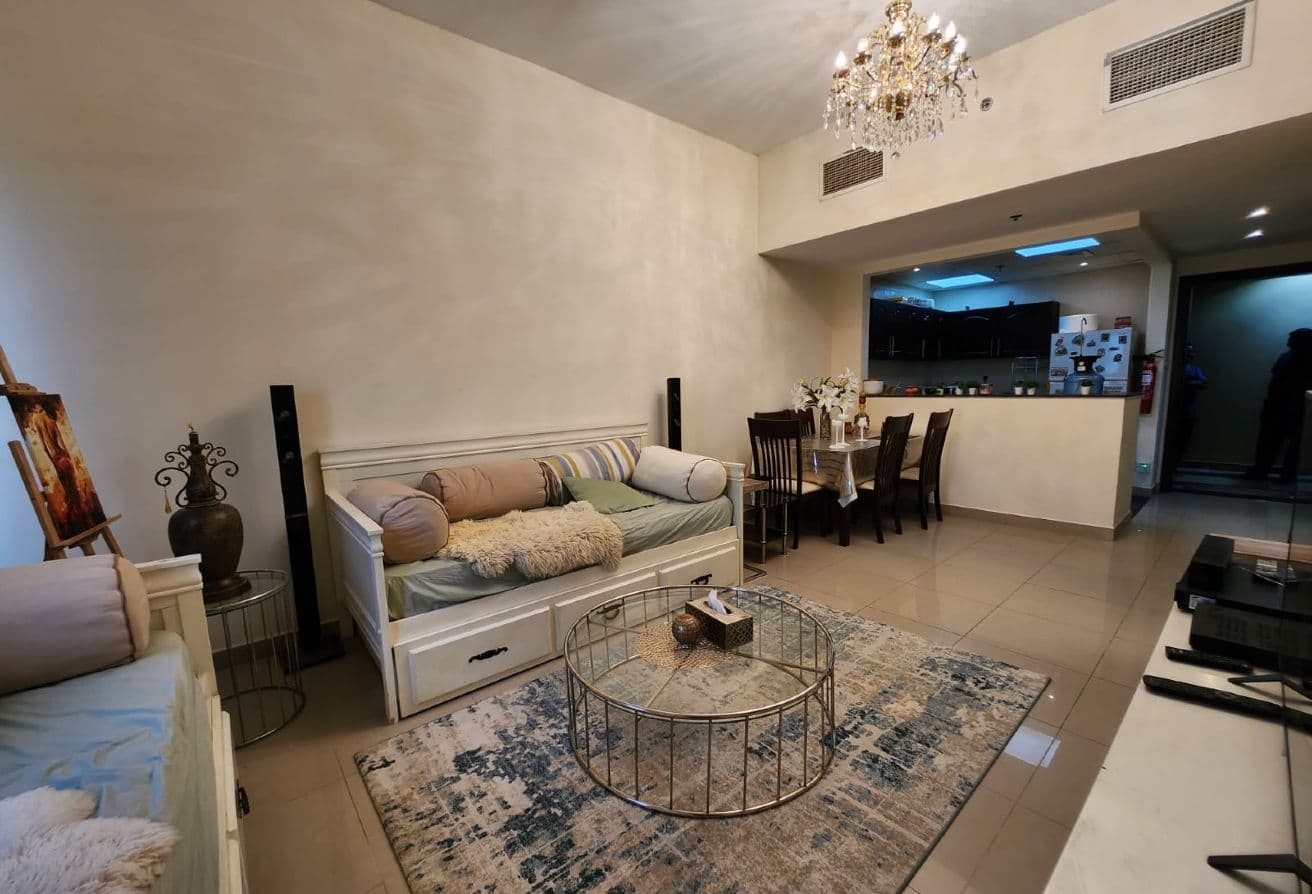 Luxury | Fully Furnished | Prime Location | Modern - View 2