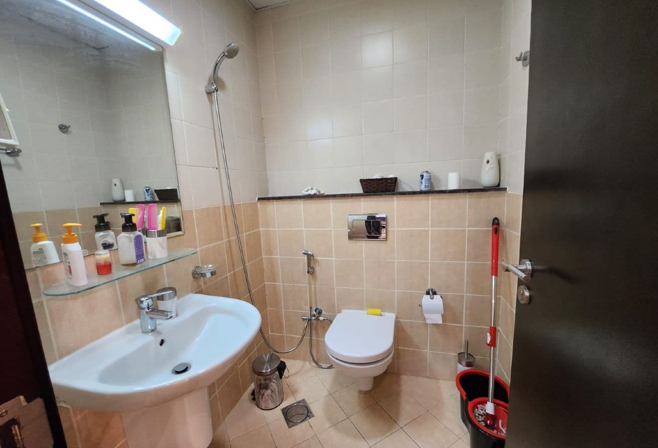 Luxury | Fully Furnished | Prime Location | Modern