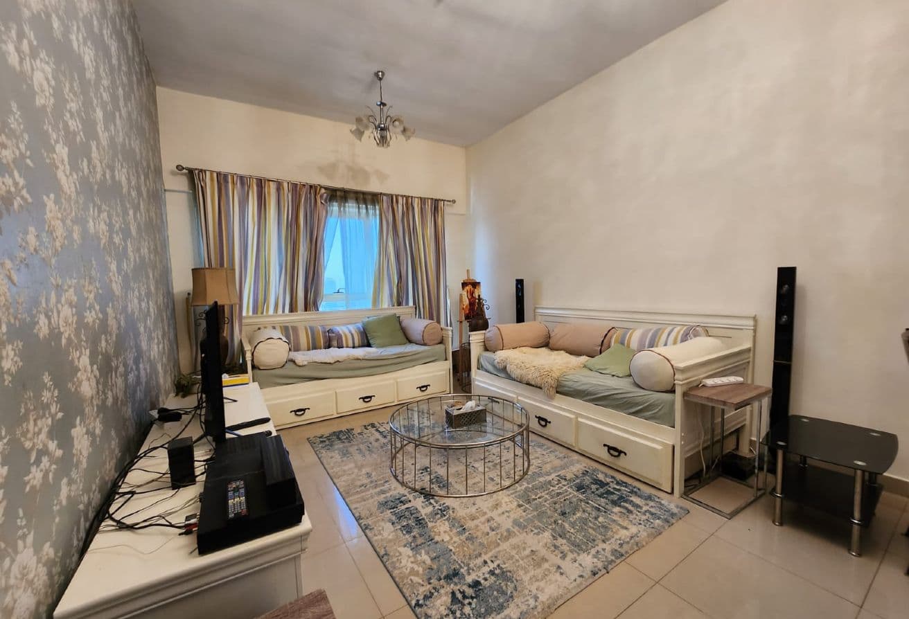 Luxury | Fully Furnished | Prime Location | Modern