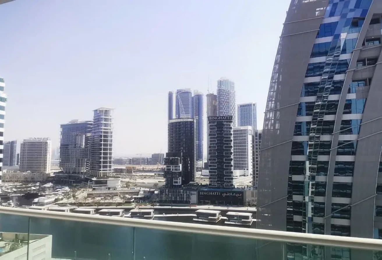 Business Bay | Well-Maintained | Vacant