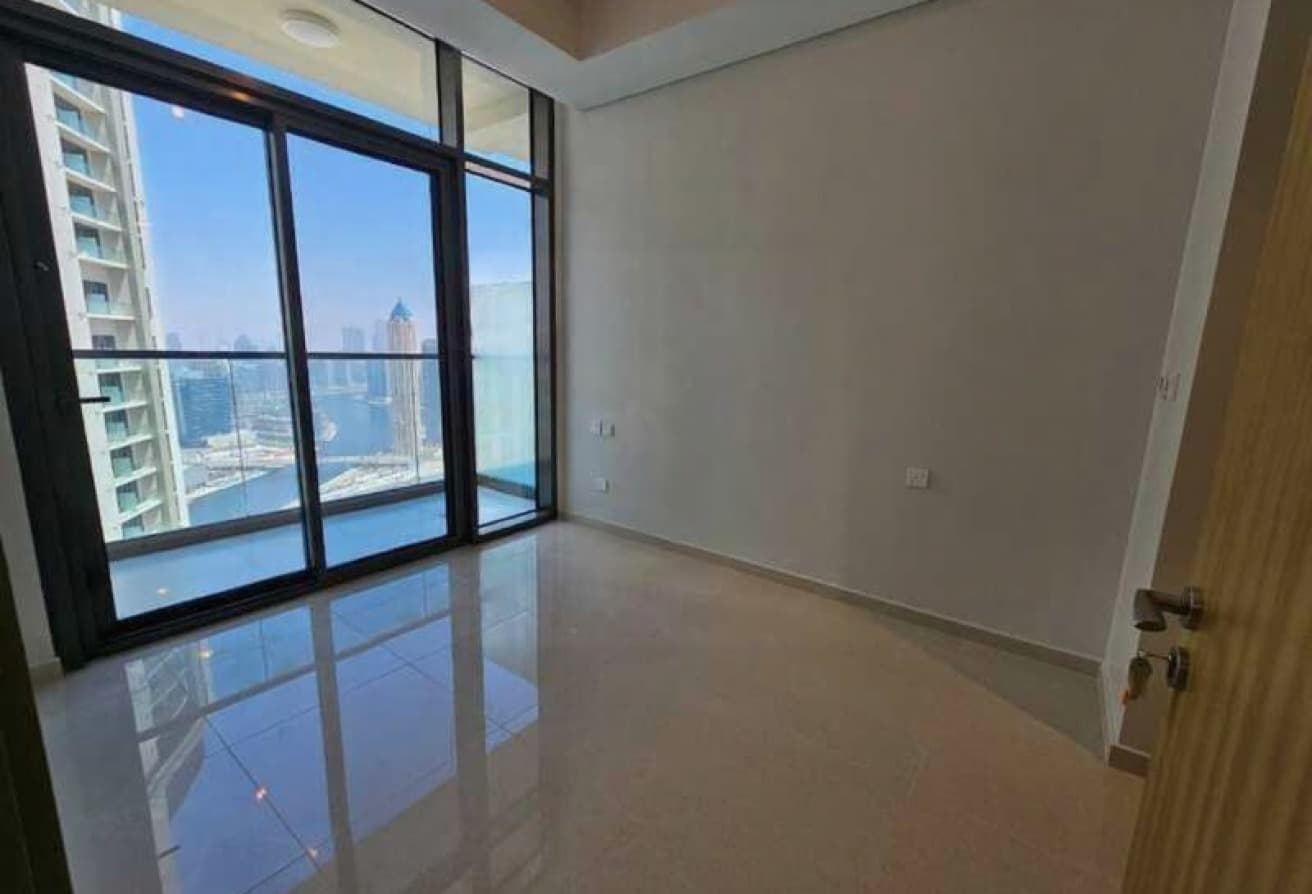 Exclusive | 2 Bed +Study | Genuine Resale