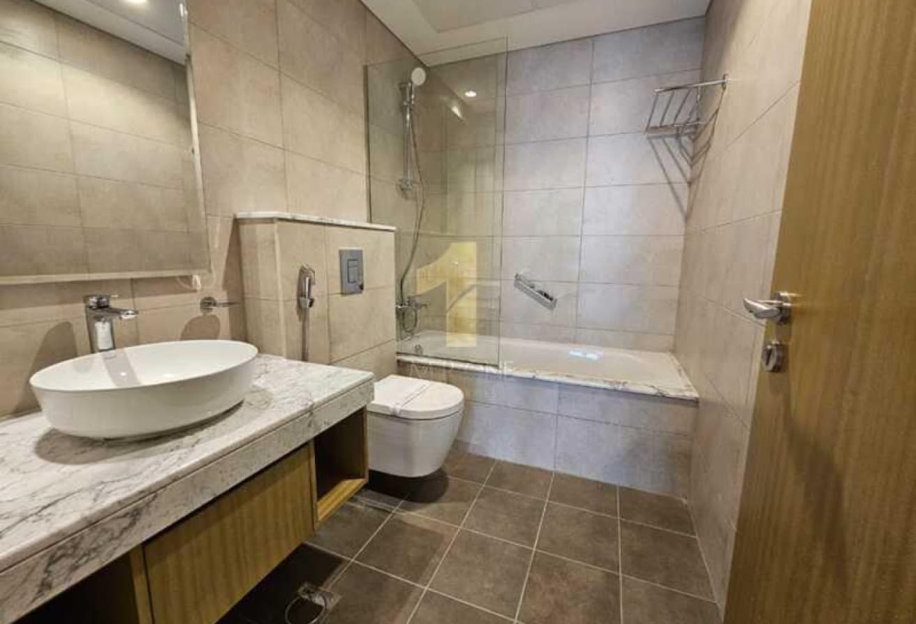 Exclusive | 2 Bed +Study | Genuine Resale