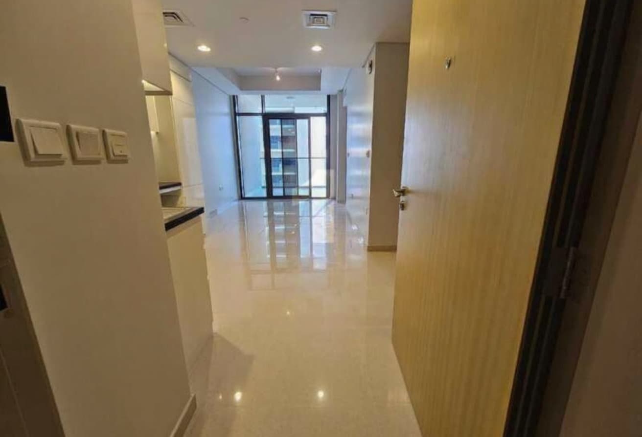 Exclusive | 2 Bed +Study | Genuine Resale