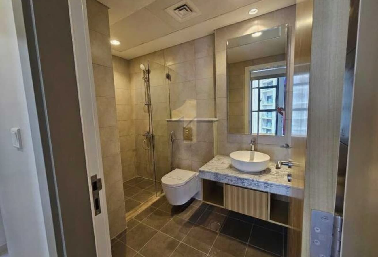 Exclusive | 2 Bed +Study | Genuine Resale