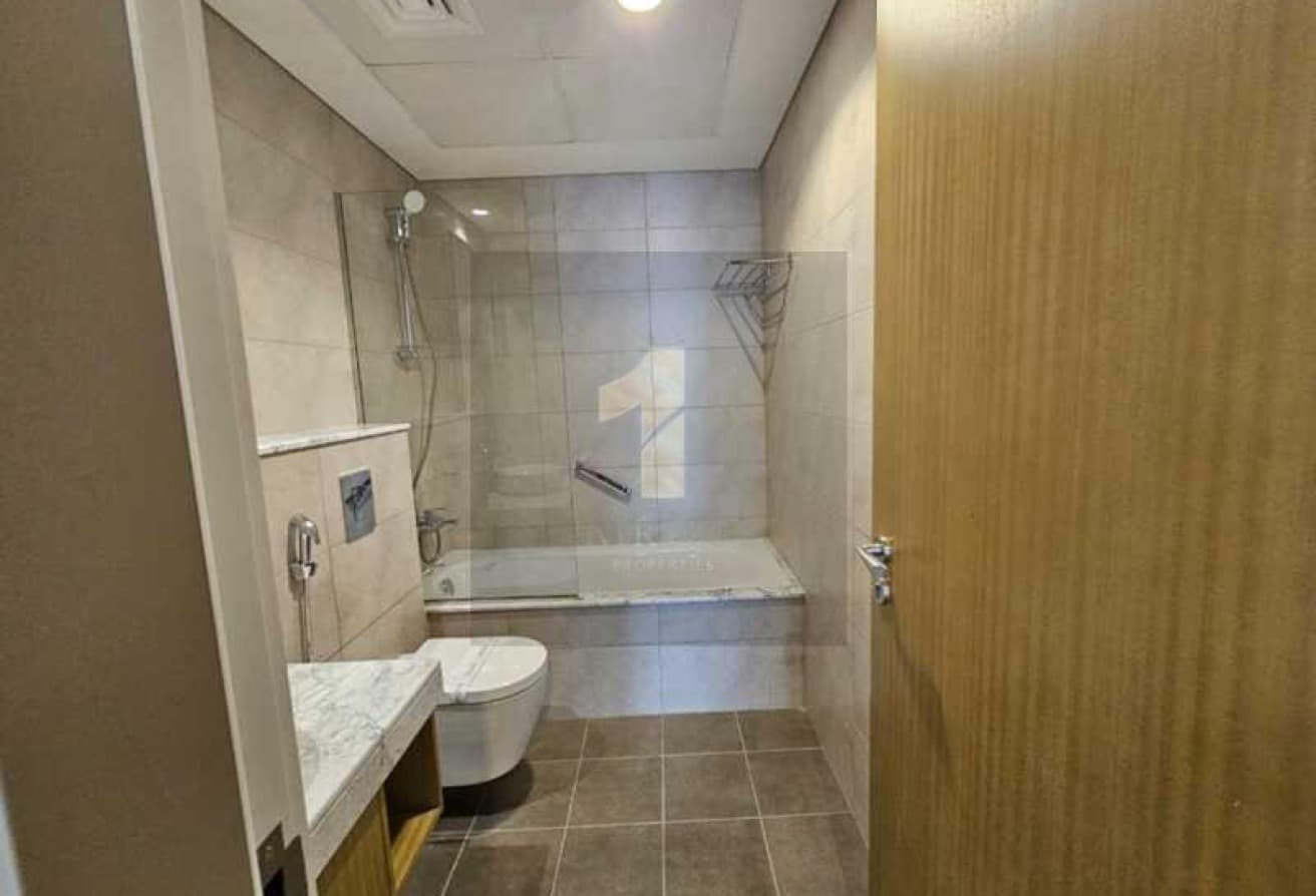 Exclusive | 2 Bed +Study | Genuine Resale