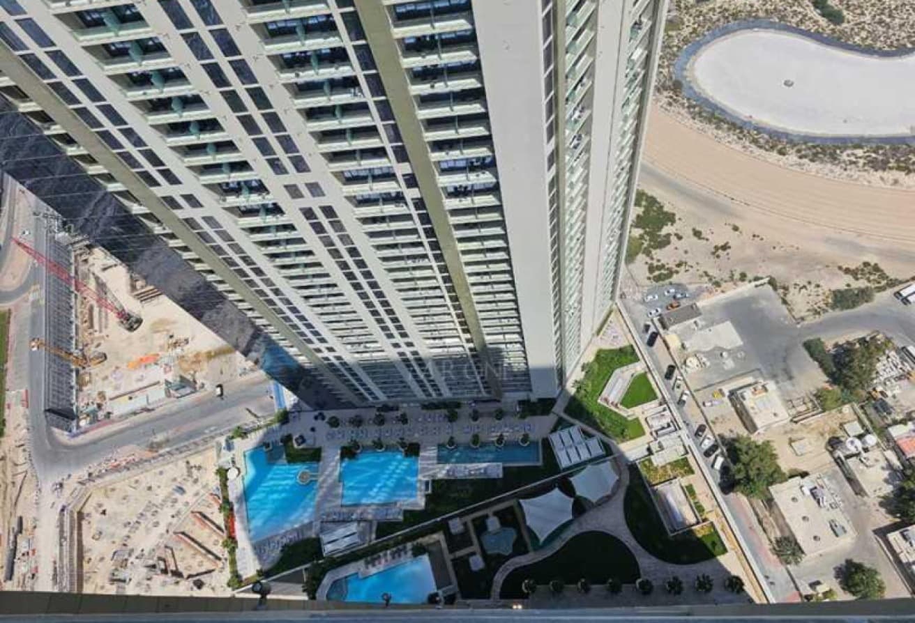 Exclusive | 2 Bed +Study | Genuine Resale