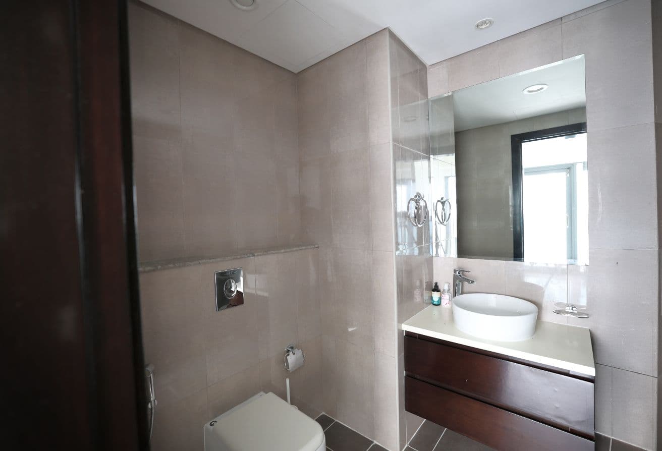 Premium Location | Genuine | Spacious