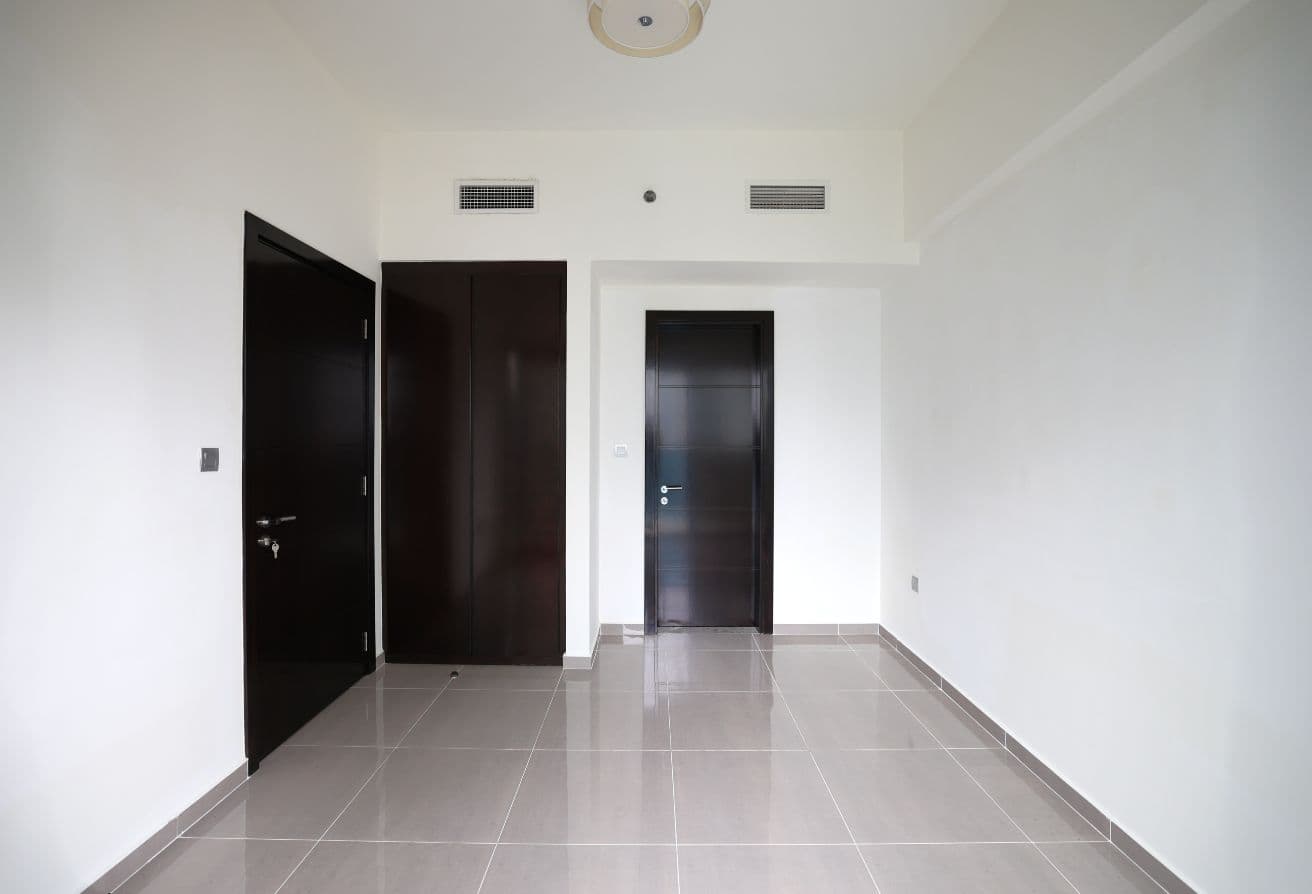 Premium Location | Genuine | Spacious