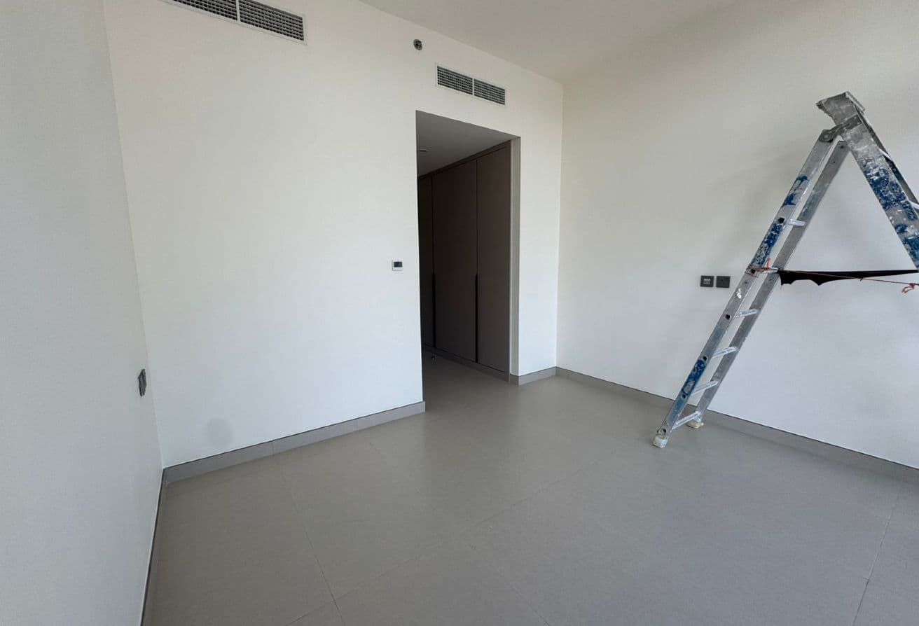 High Floor | Park Facing | 12 Cheques | Brand New